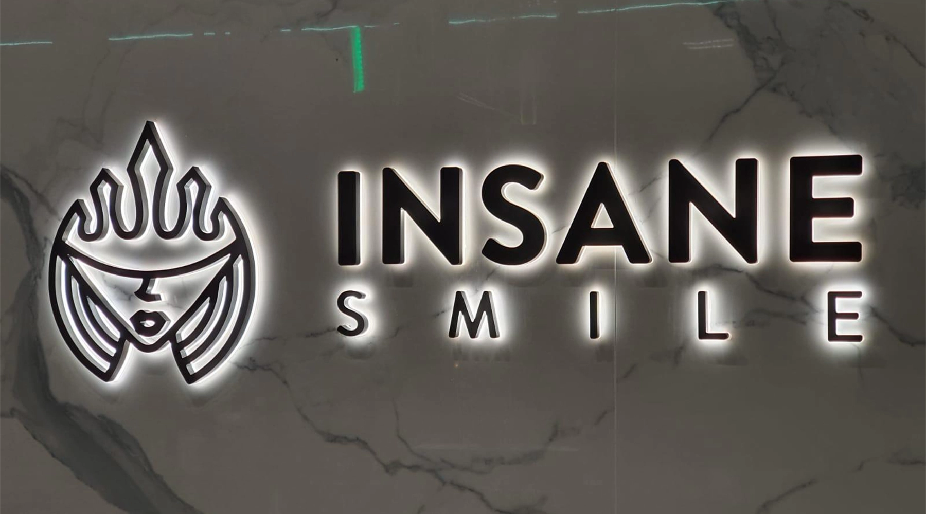 Lettres Tridimensionnelles en 2026 : Tendances de la Publicité Illuminée